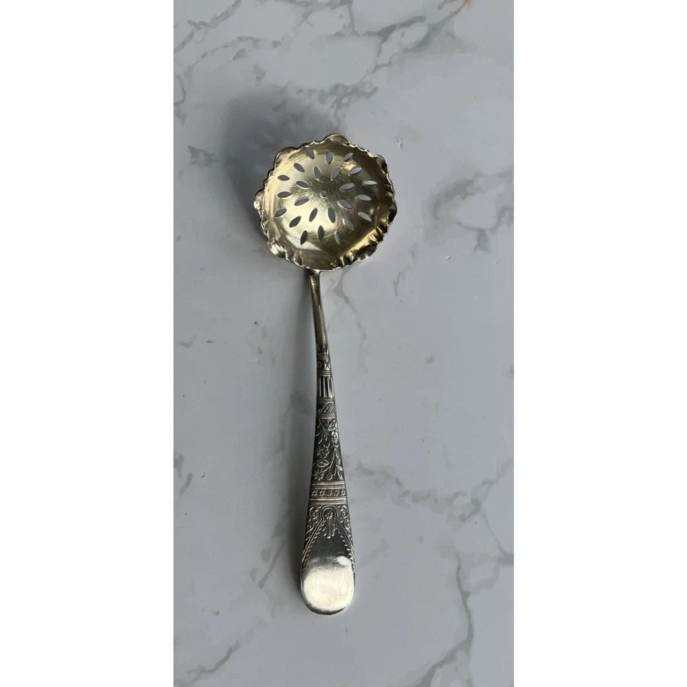 1847 Rogers Bros A1 Lorne Silverplate Pierced Sugar‎ Shell Spoon 1878